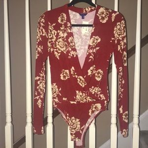 Aeropostale floral body suit